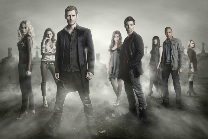 New Promotional Group Photo of The Cast of The Originals The